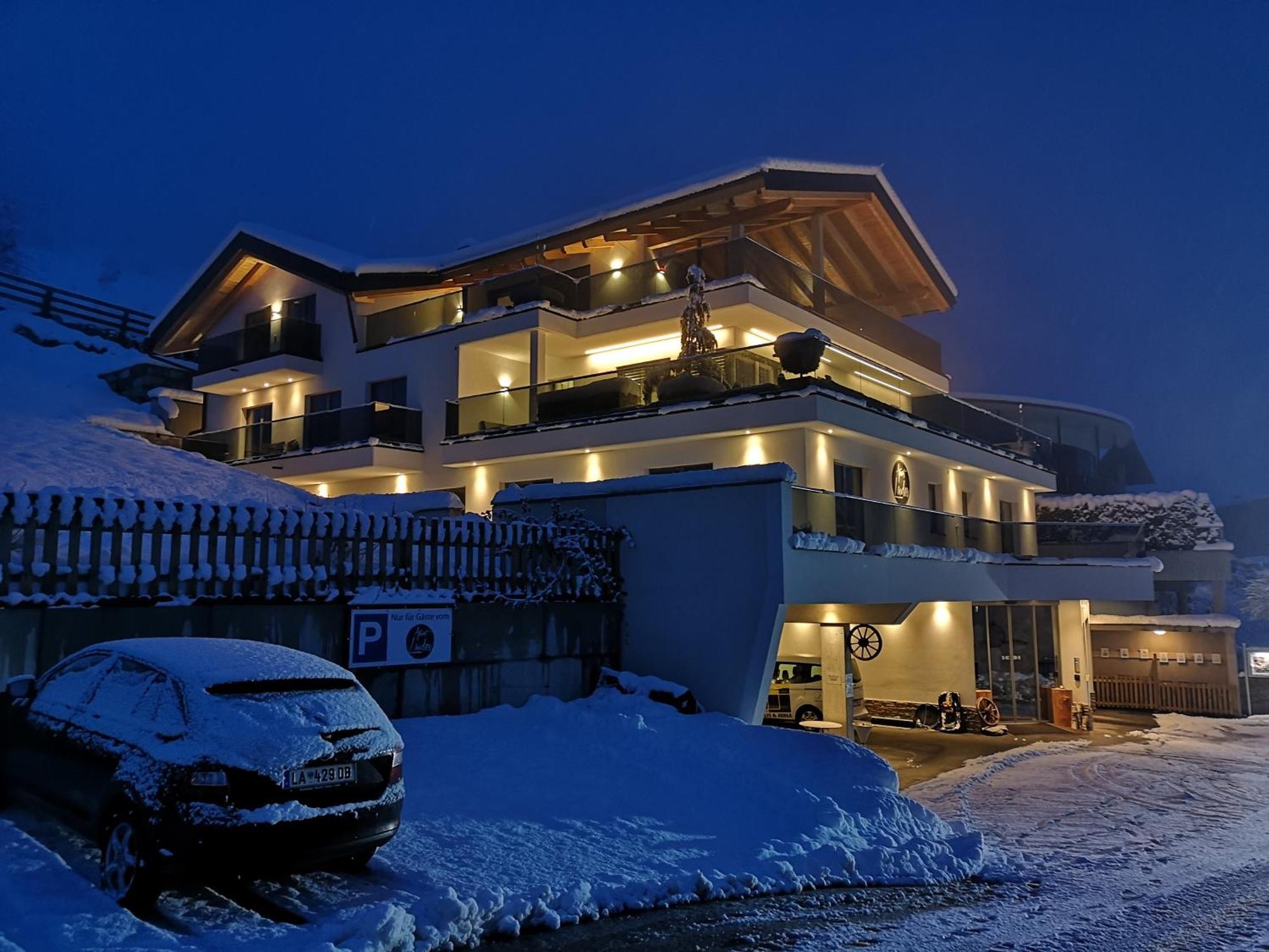 Apart Laudes Ладис Экстерьер фото